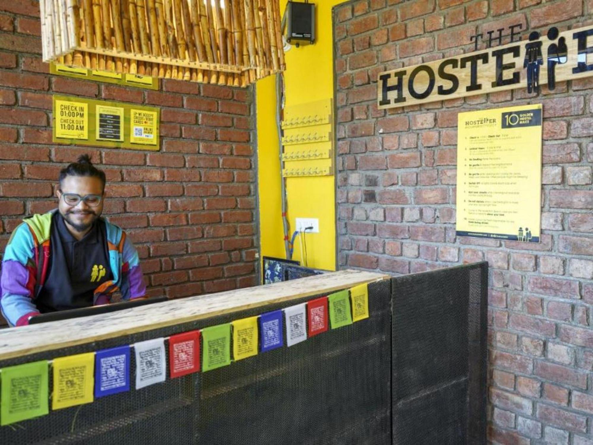 The Hosteller Mcleodganj, Upper Bhagsu แมคลอยด์กันจ์ ภายนอก รูปภาพ