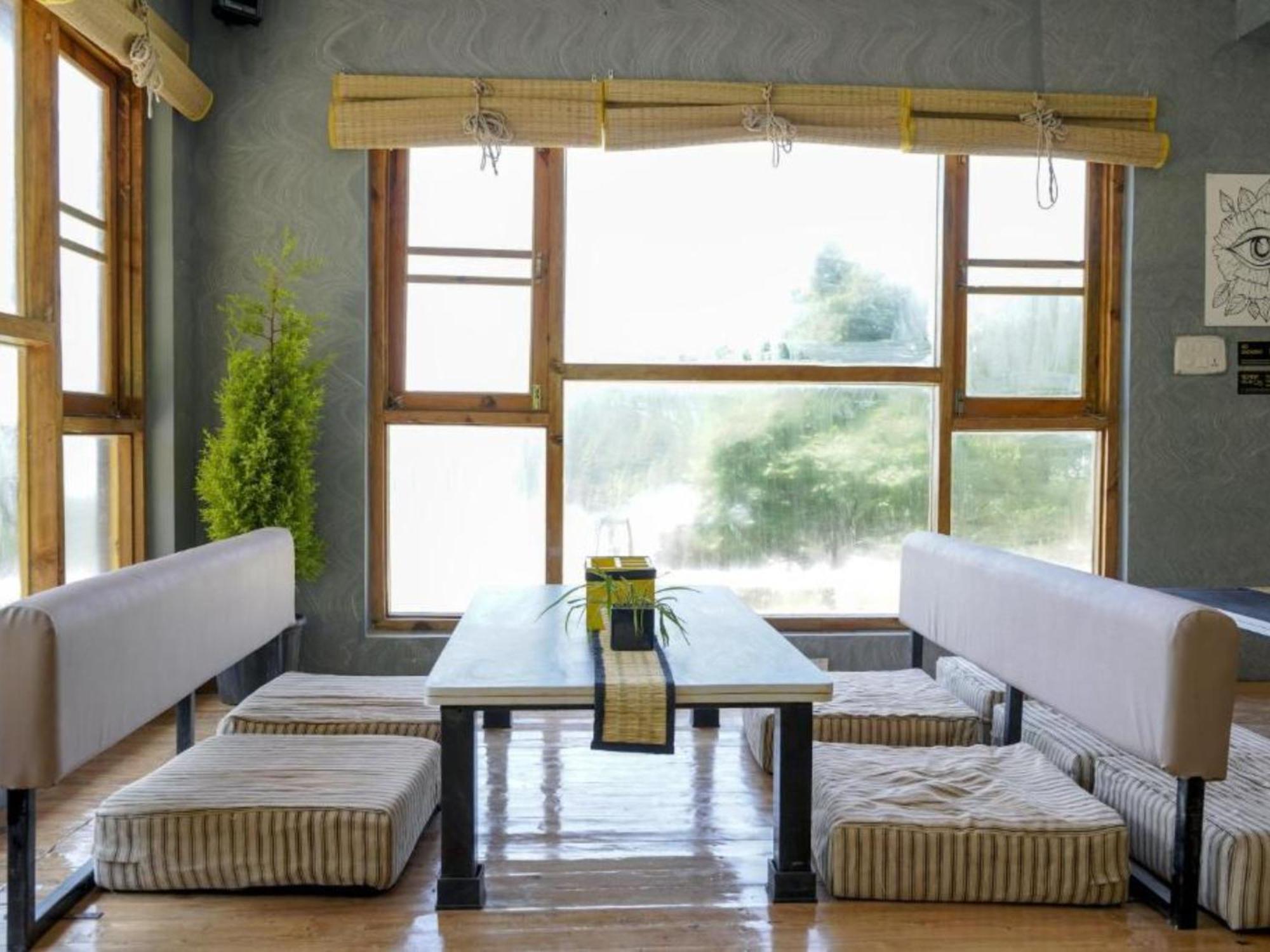 The Hosteller Mcleodganj, Upper Bhagsu แมคลอยด์กันจ์ ภายนอก รูปภาพ